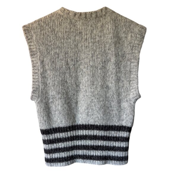 St. Roche Juniper Sweater Vest Heather Gray Size XS Floral Hand Embroidery Soft - Picture 2 of 16